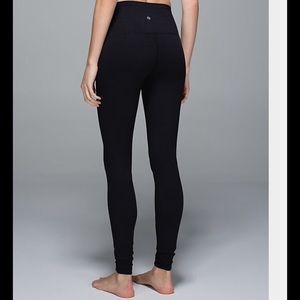 Wunder Unders Black size 4